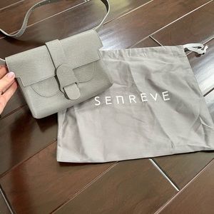 Senreve Aria Belt Bag Gray